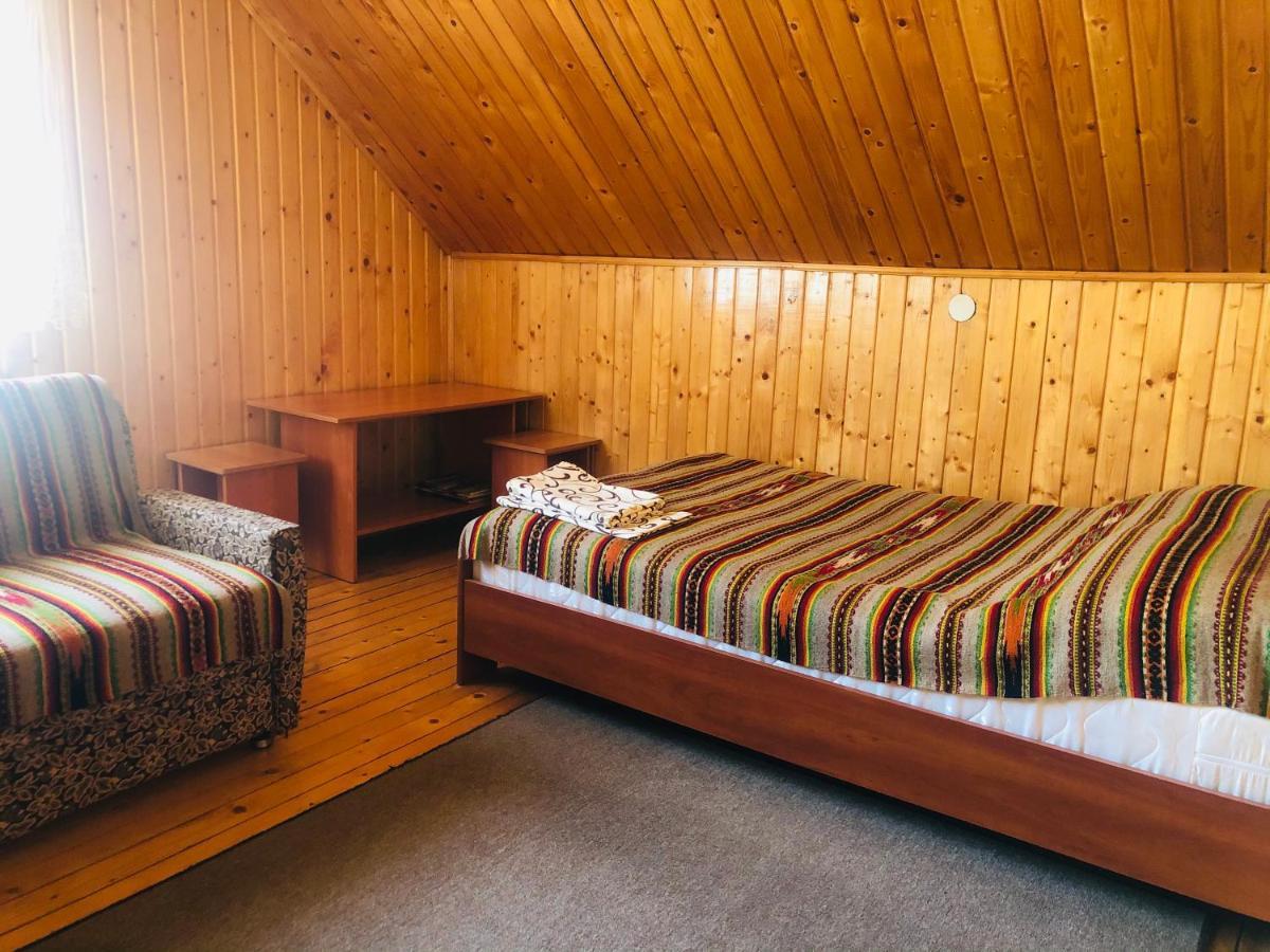 Guest House Kaspiy Bukovel Eksteriør billede