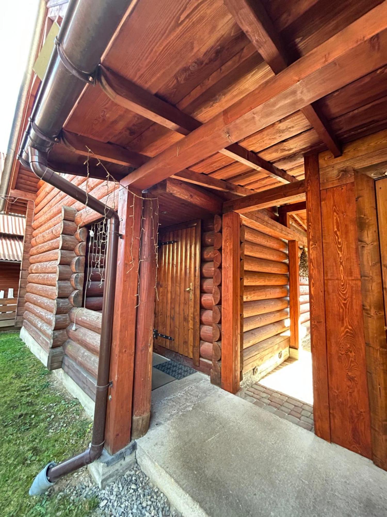 Guest House Kaspiy Bukovel Eksteriør billede