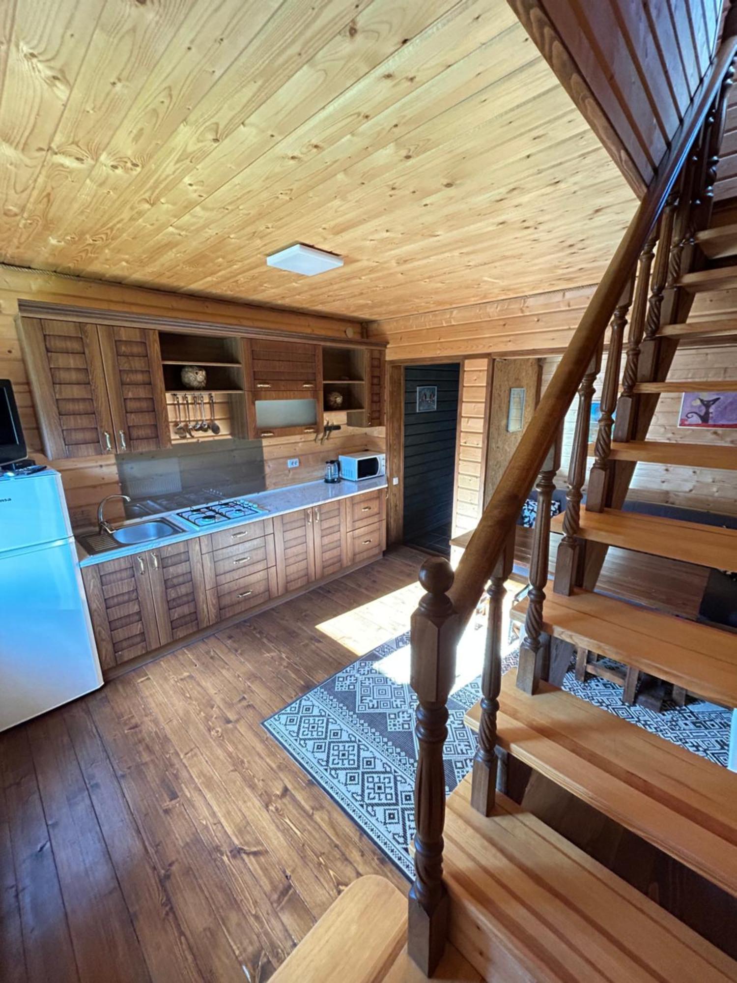 Guest House Kaspiy Bukovel Eksteriør billede