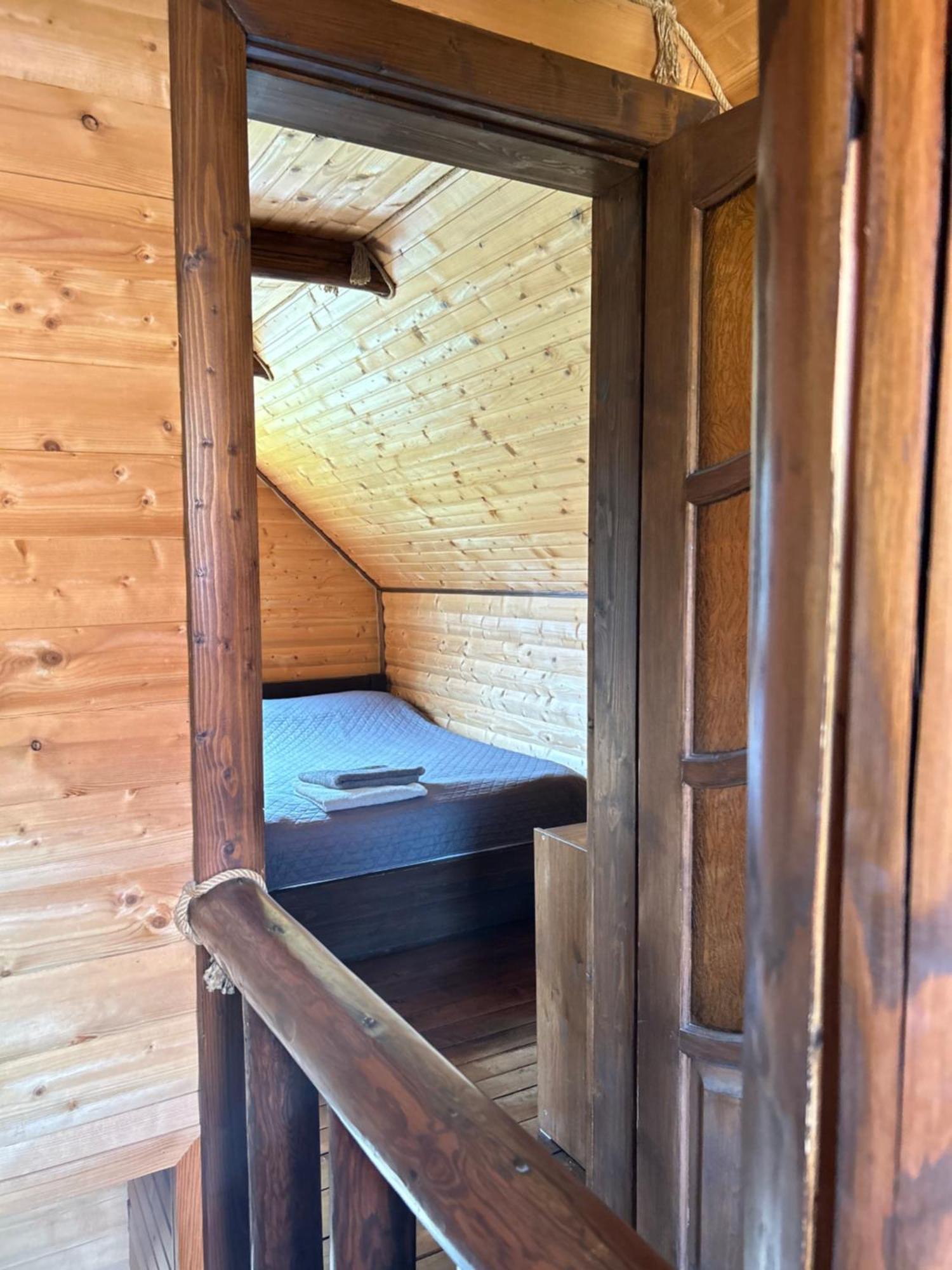 Guest House Kaspiy Bukovel Eksteriør billede