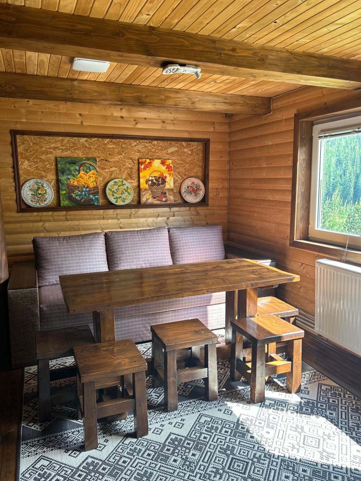 Guest House Kaspiy Bukovel Eksteriør billede