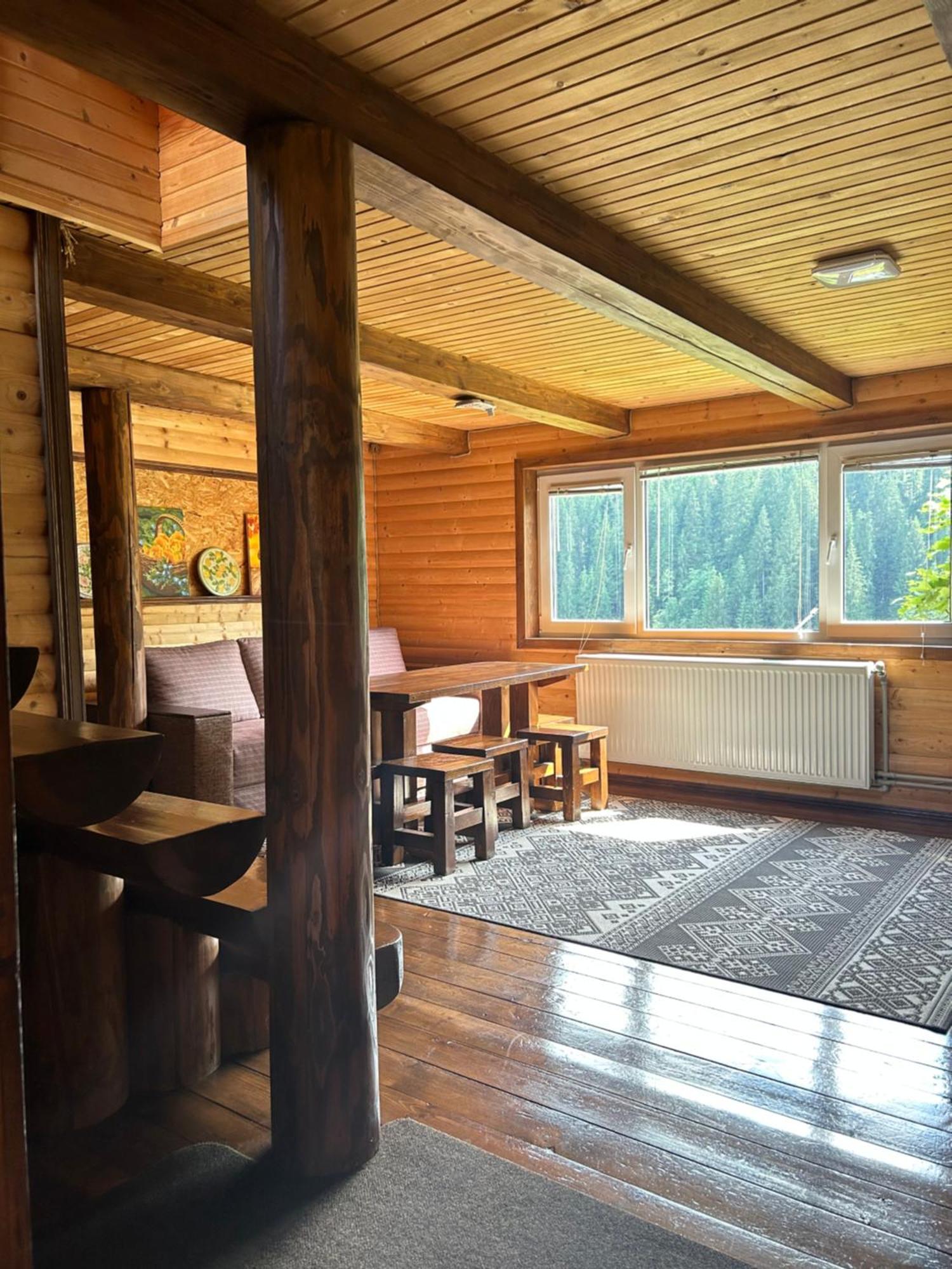 Guest House Kaspiy Bukovel Eksteriør billede