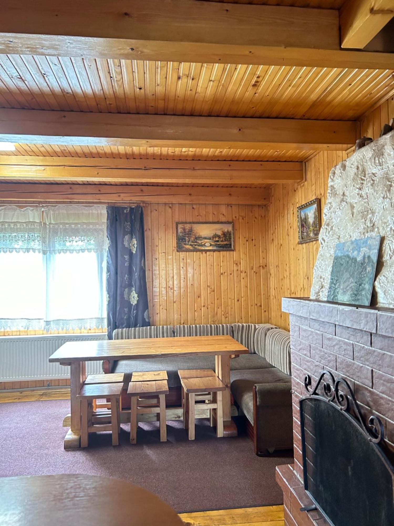 Guest House Kaspiy Bukovel Eksteriør billede